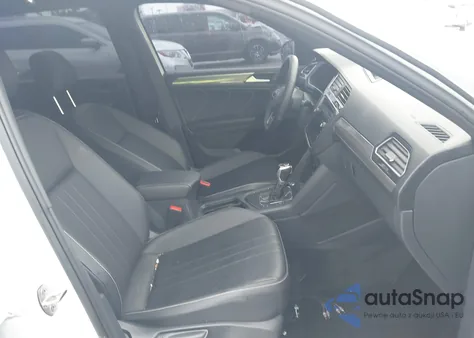 2023 Volkswagen Tiguan 2.0T Se R-Line Black z USA, uszkodzony, nr VIN 3VVCB7AX3PM133002